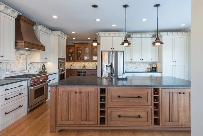 Custom Kitchen Cabinets
