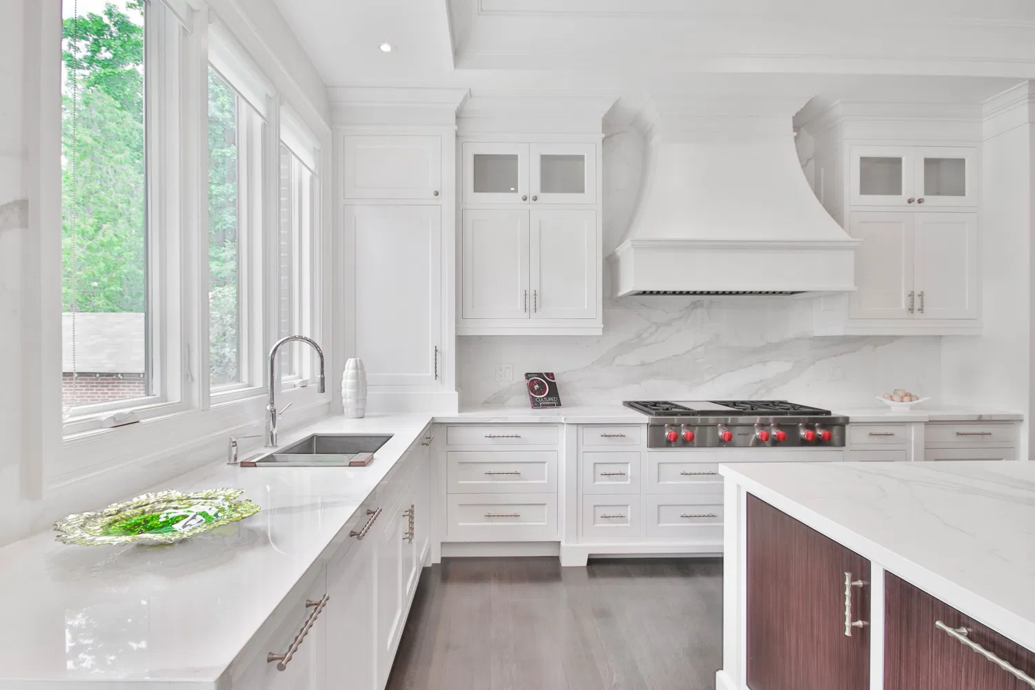 Affordable Customized Design 2 PAC Finish Shaker Style Modular Kitchen Cabinets