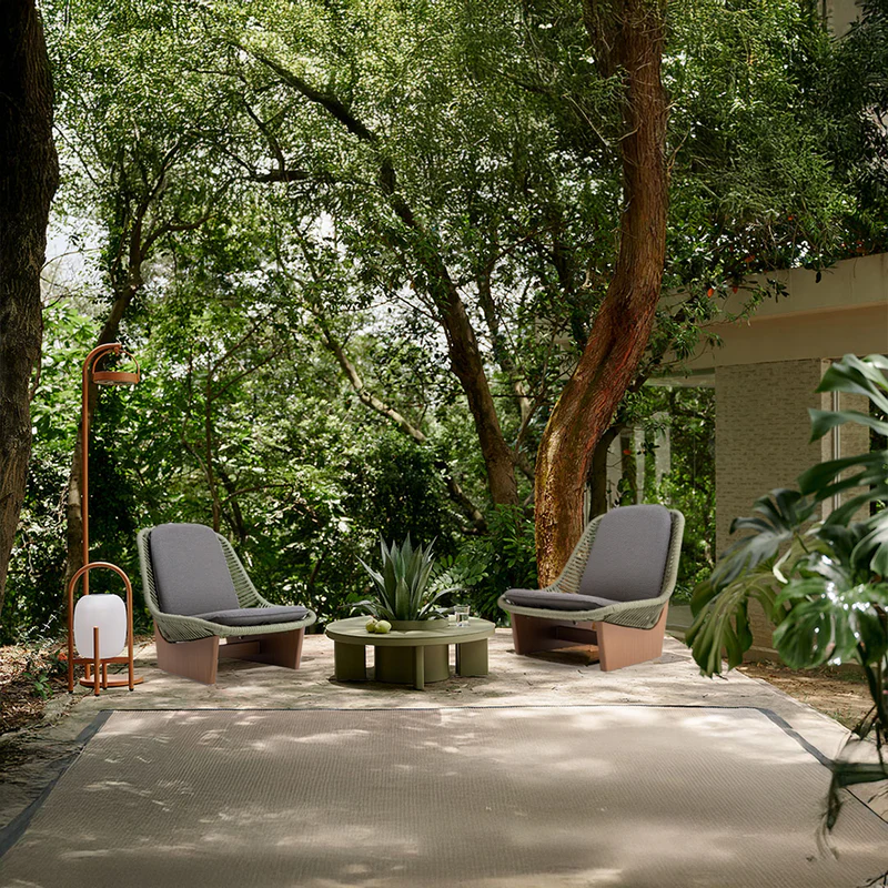 Clogs Lounge Chair