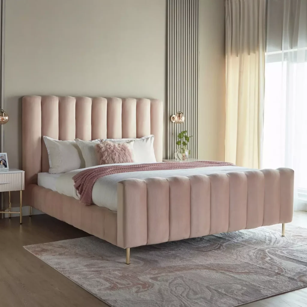 Kourtney Queen Bed